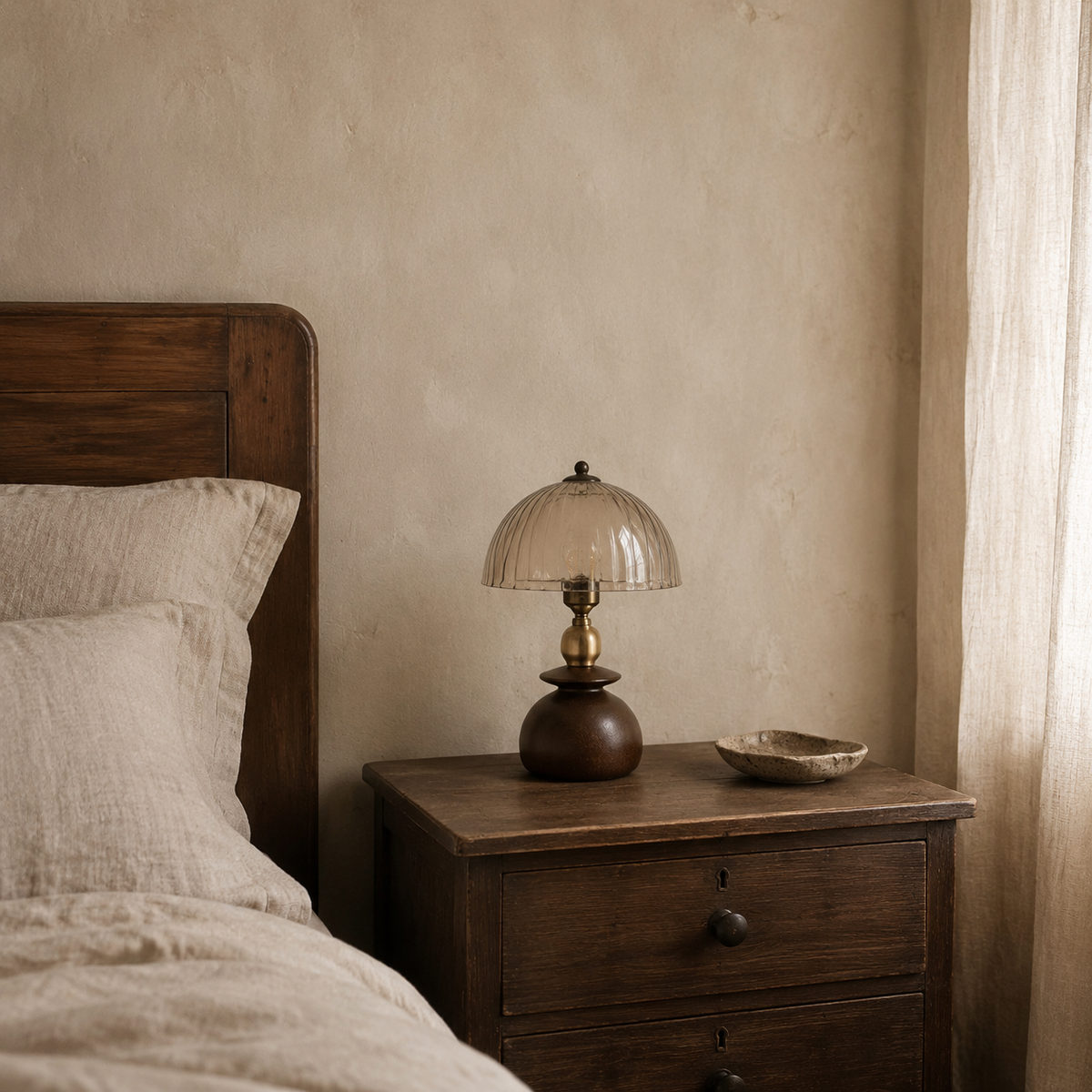 Sable Smoke-Glass Dome Table Lamp